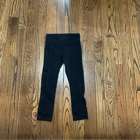 Lululemon black leggings- Size 4 - Picture 1 of 4